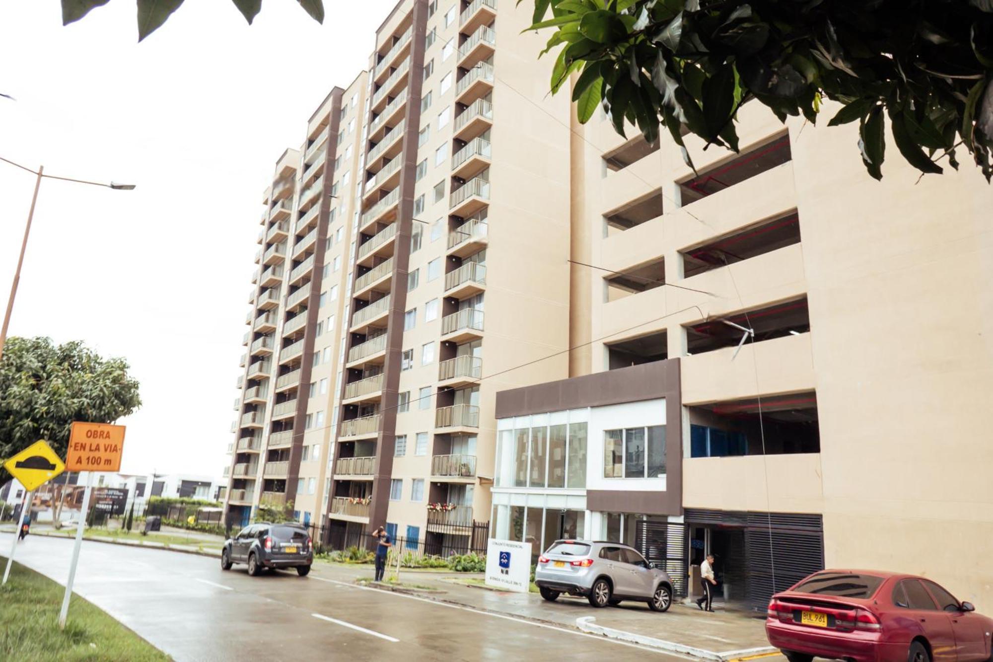 Aparta Estudios Zona 10 Armênia Exterior foto